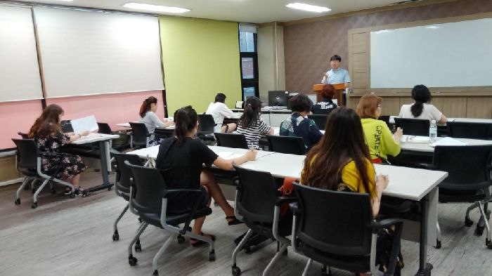 업무 끝나고 공부하시는 분들 화이팅~